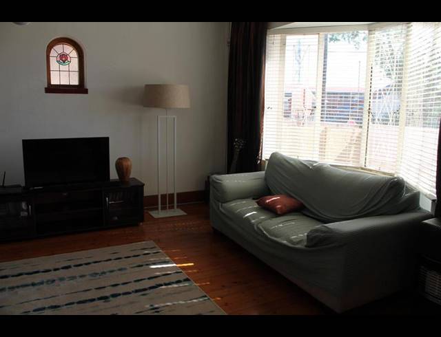 3 BEDROOM HOUSE FOR SALE IN KENSINGTON